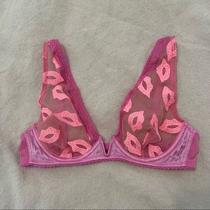Mimi Holliday Embroidered Lips Bra size 34B